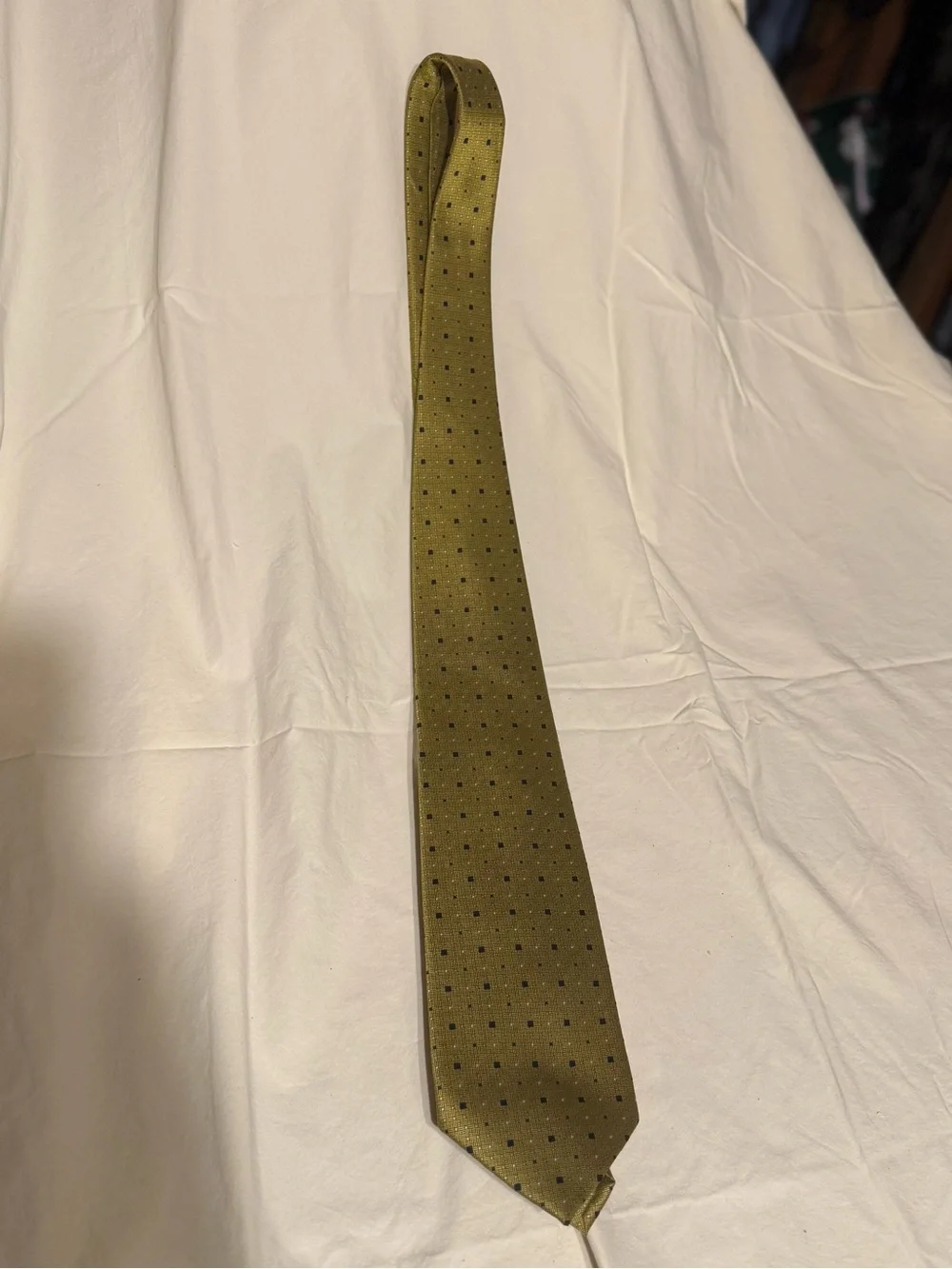 Olive Green Dot Silk Tie — Classic Men's Accessory